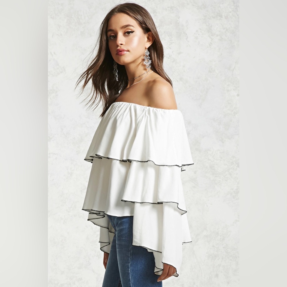 NWT FOREVER‎ 21 TIERED OFF-THE-SHOULDER BLOUSE SMALL
